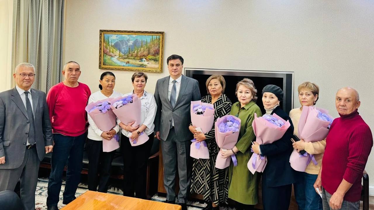 Үлкенге құрмет көрсету күні!